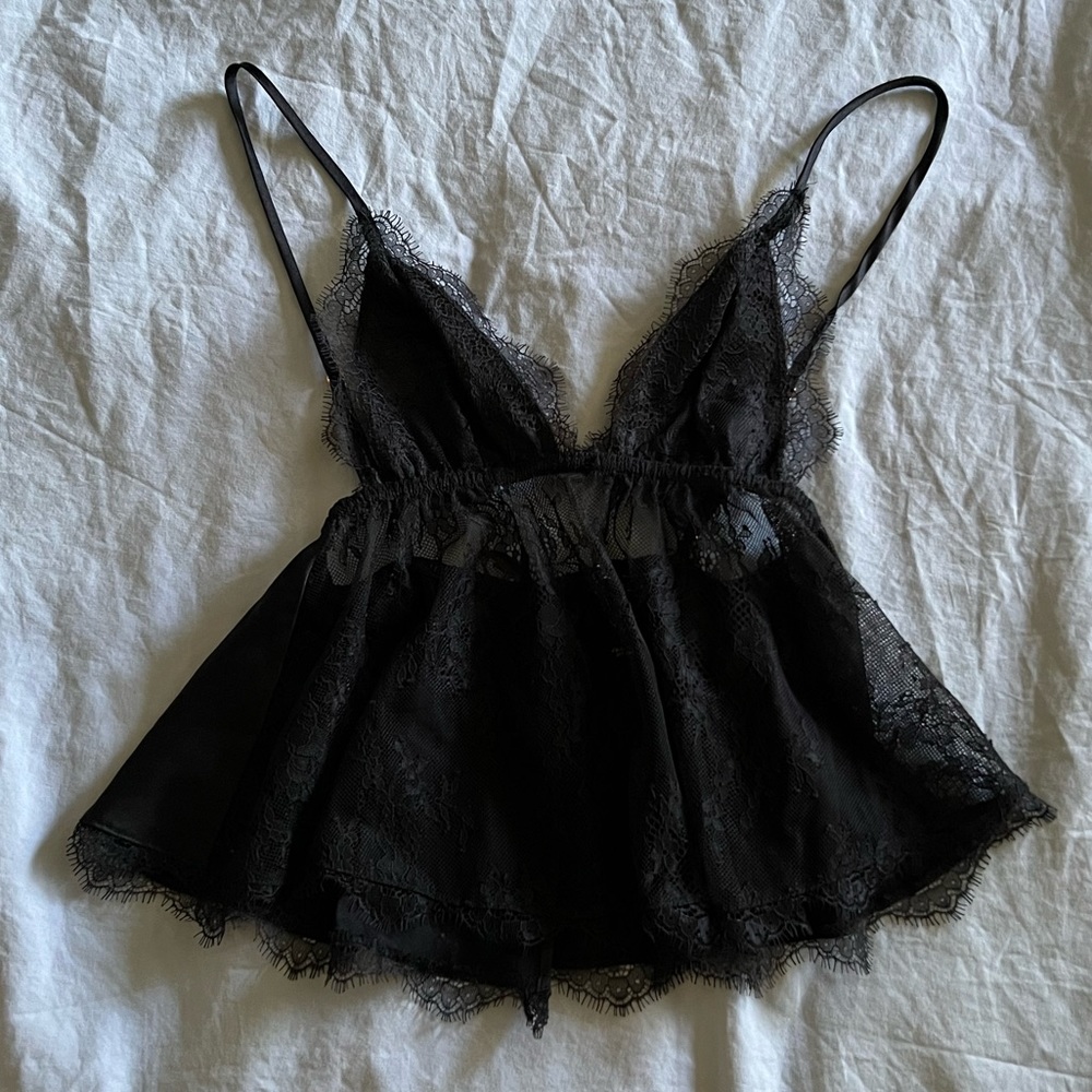 Victoria’s Secret Lingerie Top (XS)